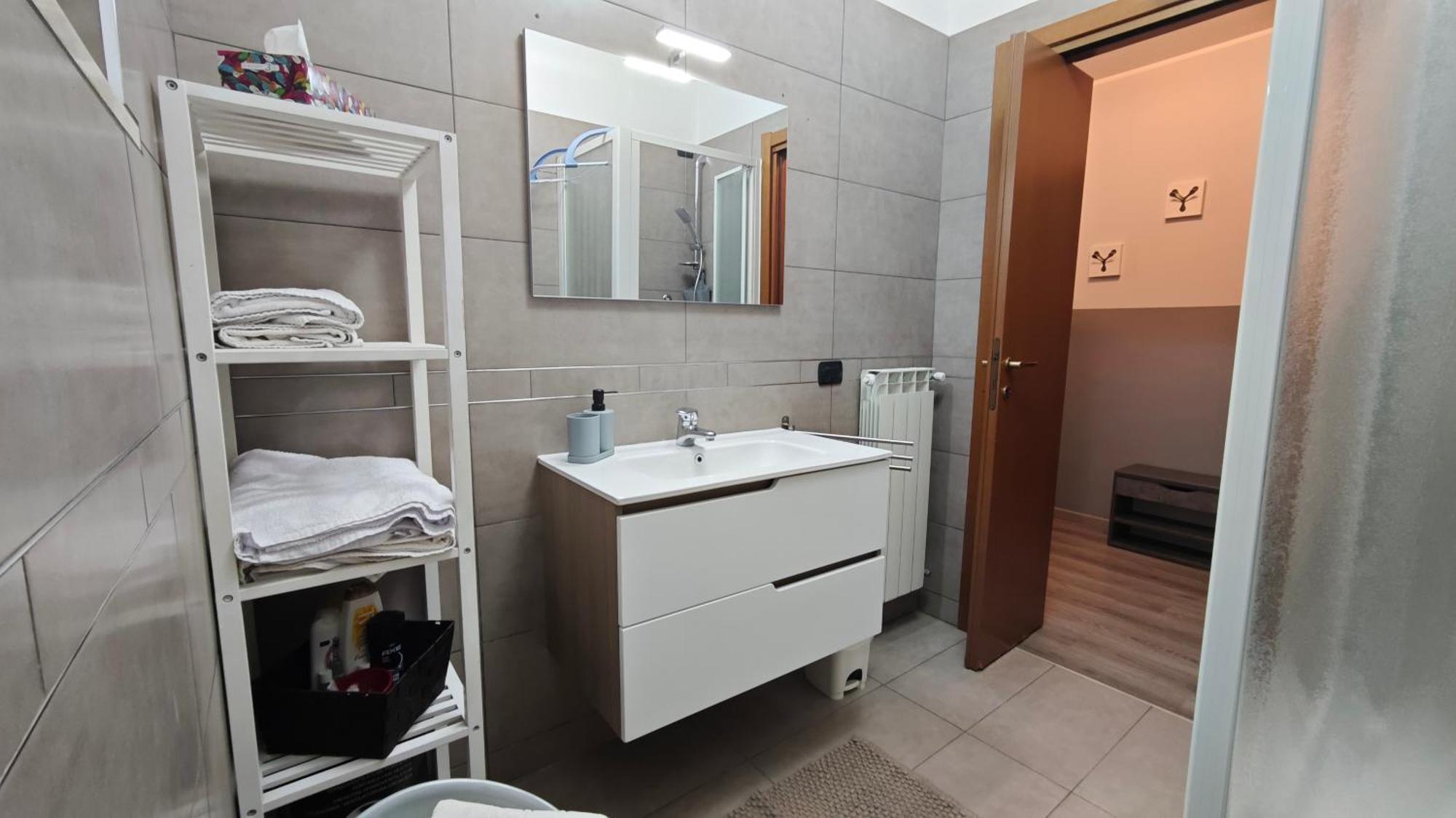 Appartamento Aleph With Private Parking, Next Train Station Como Ngoại thất bức ảnh